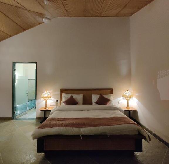 标准房带园景, Girisadan Organic Farm Retreat & Botanical Forest