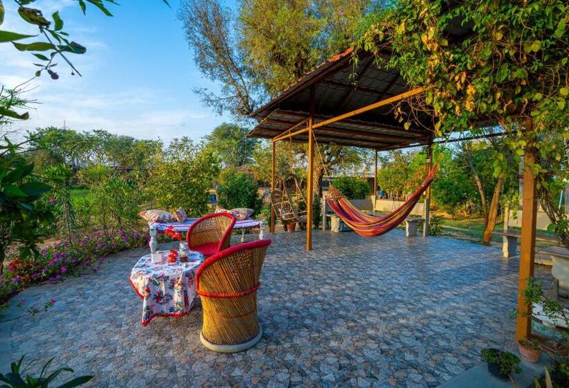 家庭房带园景, Girisadan Organic Farm Retreat & Botanical Forest