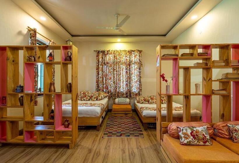 家庭房带园景, Girisadan Organic Farm Retreat & Botanical Forest