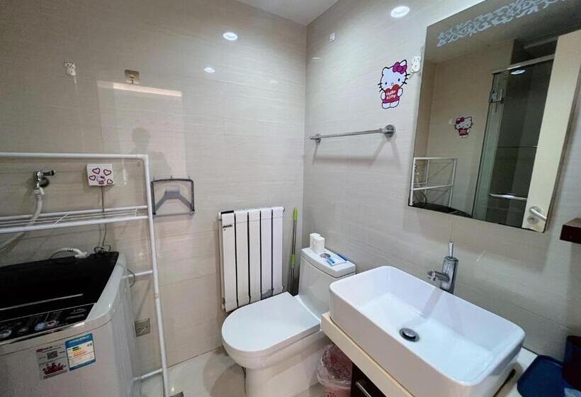 اتاق لوکس, Inn