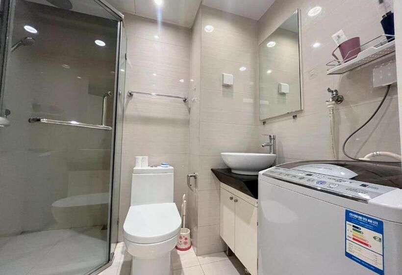 اتاق لوکس با تخت دو نفره بزرگ, Inn