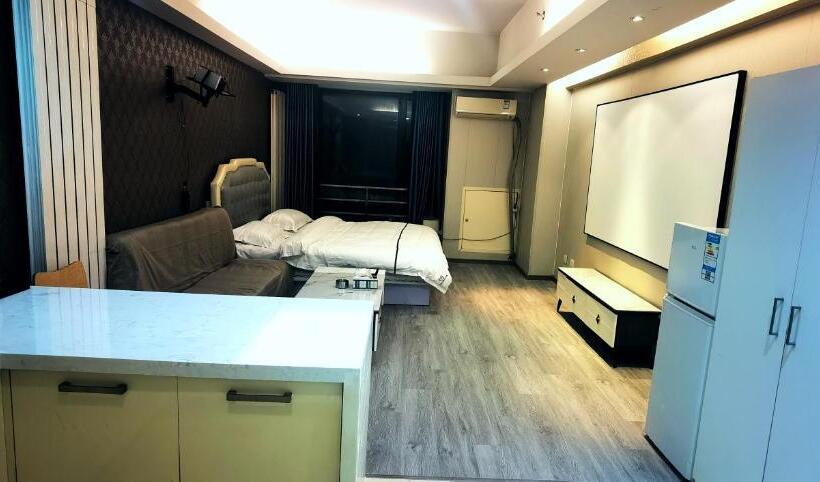 اتاق لوکس با تخت دو نفره بزرگ, Inn