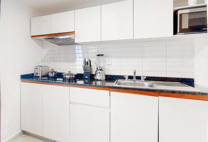 آپارتمان 1 خوابه, Seven Boutique Unit #36