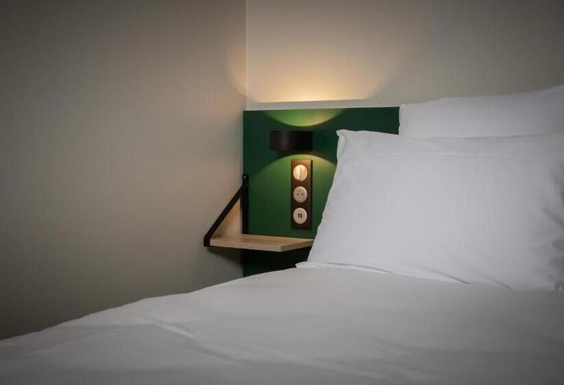 Семейный Номер, Best Western 11bauer Paris Saint Ouen