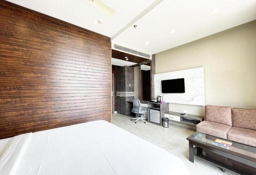 اتاق سوپریور, Tbs ! Puri All Rooms Sea View Fully Air Conditioned Hotel With Lift And Parking Facility Breakfast I