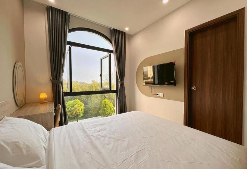 اتاق لوکس با چشم‌انداز دریا, Ngoc Bich Homestay