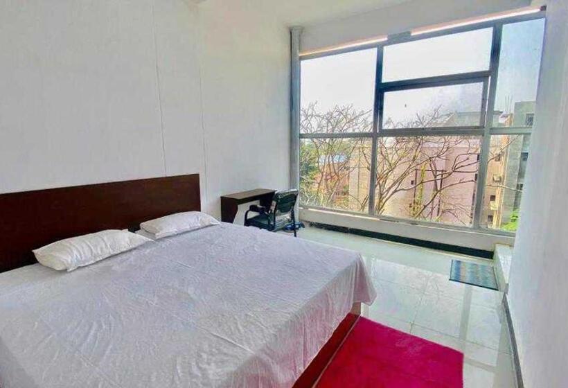 Трехместный Номер Классика, Oyo Flagship Hotel M.r Grand