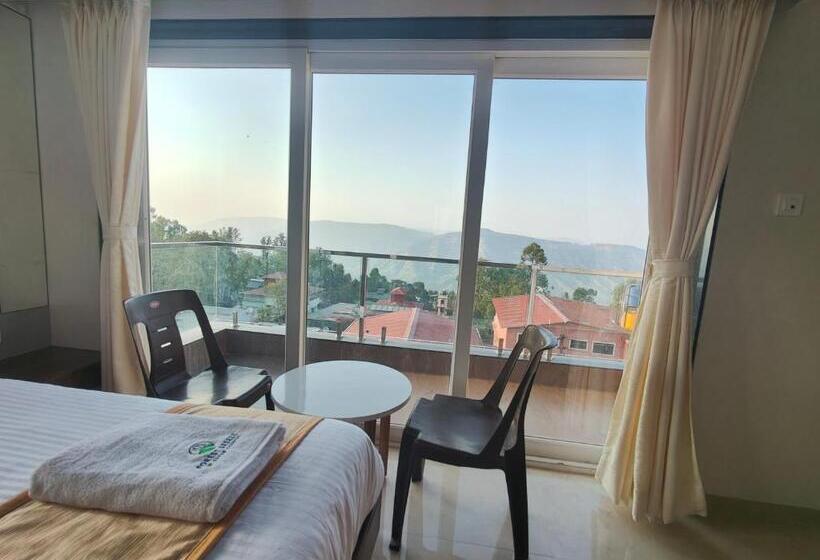 Номер Deluxe с Балконом, Forest Breeze Inn