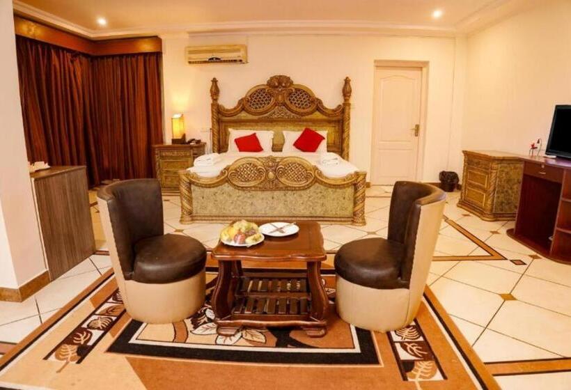 Suíte Cama King, Dup