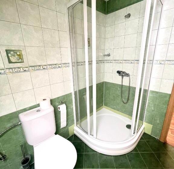 Люкс, Penzion A Restaurace U Nováků