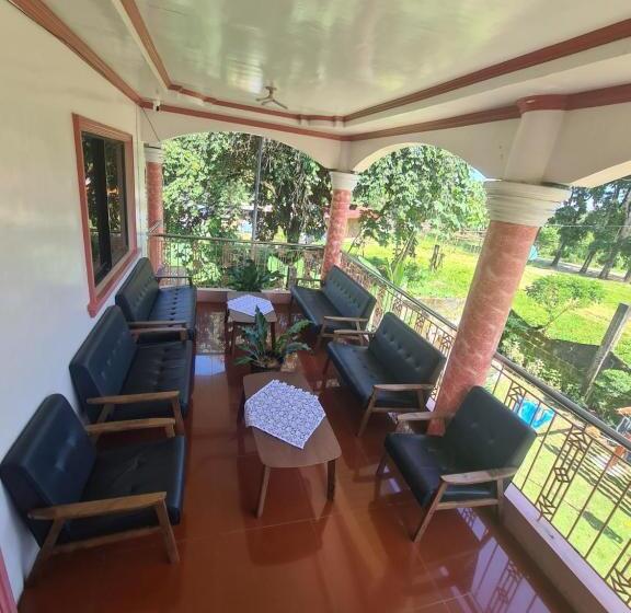 اتاق خانوادگی با سرویس بهداشتی مشترک, Rotunda Inn Home Stay
