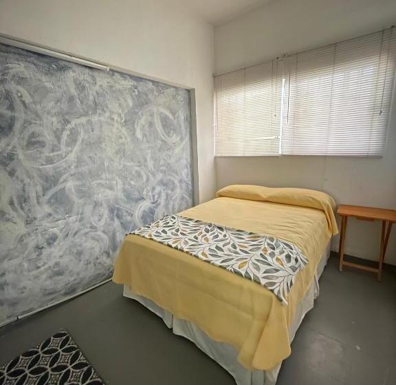 Quarto Estandar Banheiro Compartilhado, Vive Alegría, Dragonfly