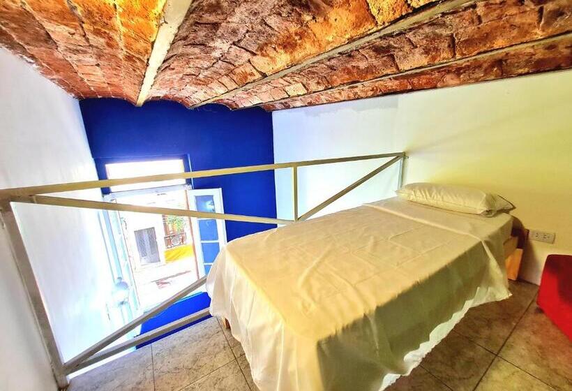 اتاق استاندارد سه نفره, San Telmo Soul