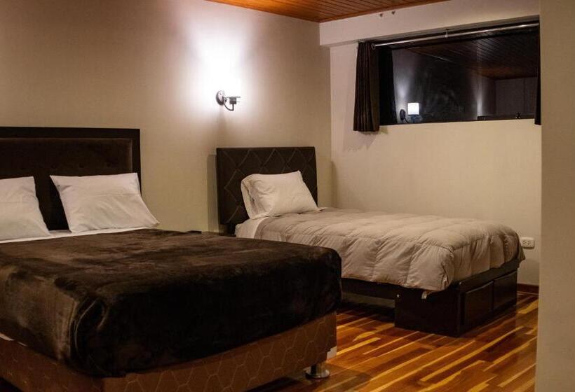 اتاق استاندارد سه نفره, California Urubamba