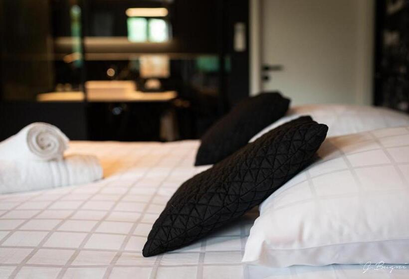 Люкс Superior, Les Thermes De Spa By La Cour De La Reine Hôtel, Suites & Accès Gratuit Au Centre Thermal