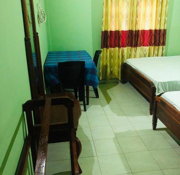 Семейный Номер, River Garden Hotel Anuradhapura