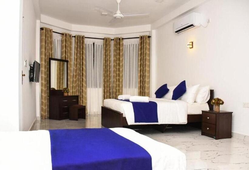 Семейный Номер Deluxe, Mamma Raji Hotel   Freedom Paradise