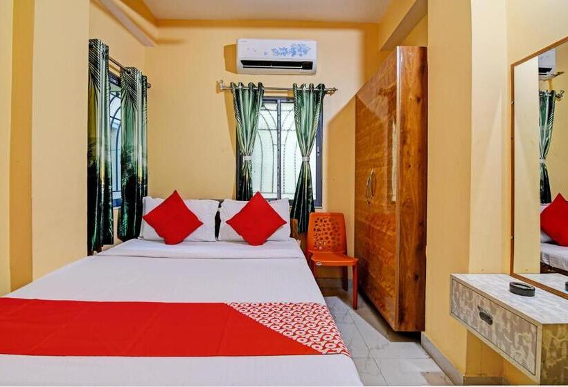 标准间, Oyo Nirmal Guest House
