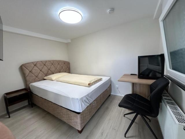 Quarto Estandar Individual, Rheinischer Hof Appartements