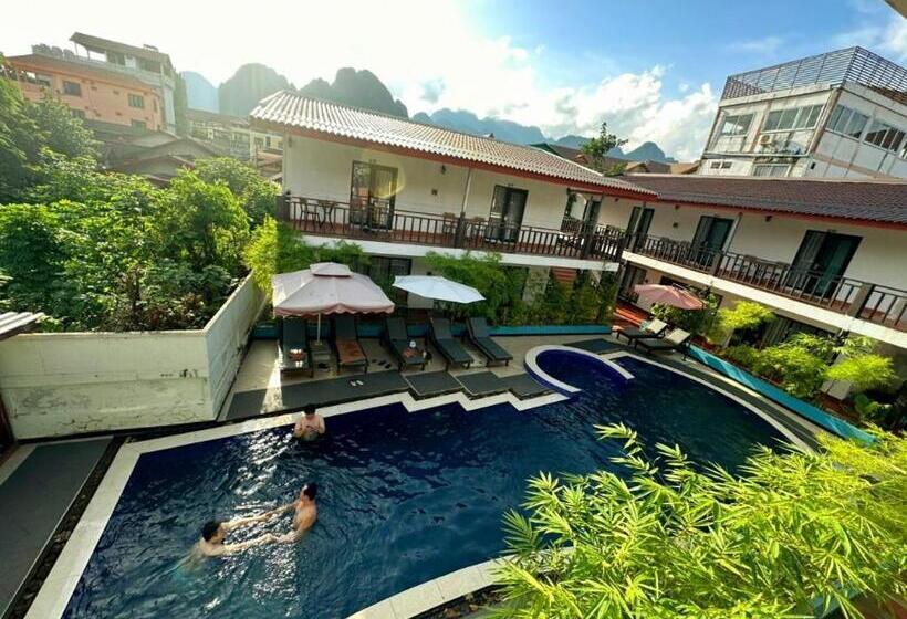 스탠다드 룸 산 전망, Champa Inn Resort