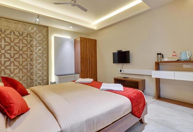 古典房间, Swamini Kolhapur