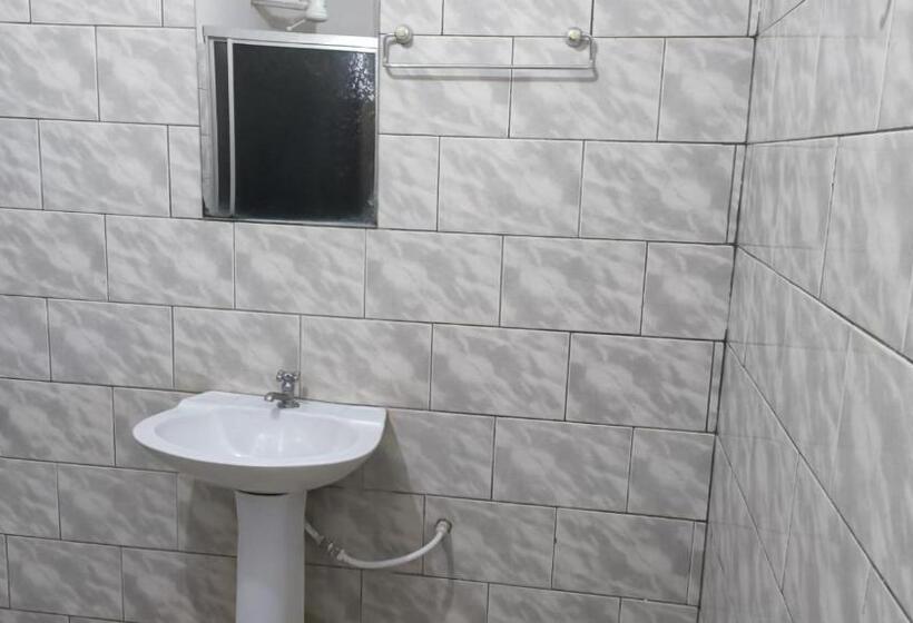 Quarto Estandar, Turazzi