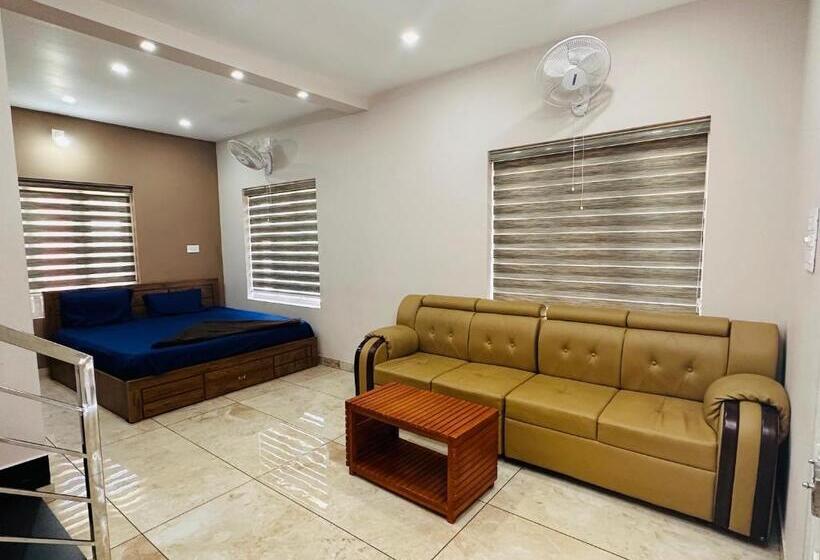 منزل 3 غرف نوم, Luxe Hotel   Rooms & Villas Wayanad