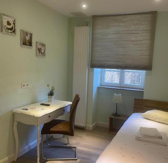 スタンダードシングルルーム, Gästezimmer An Der Stadtmauer