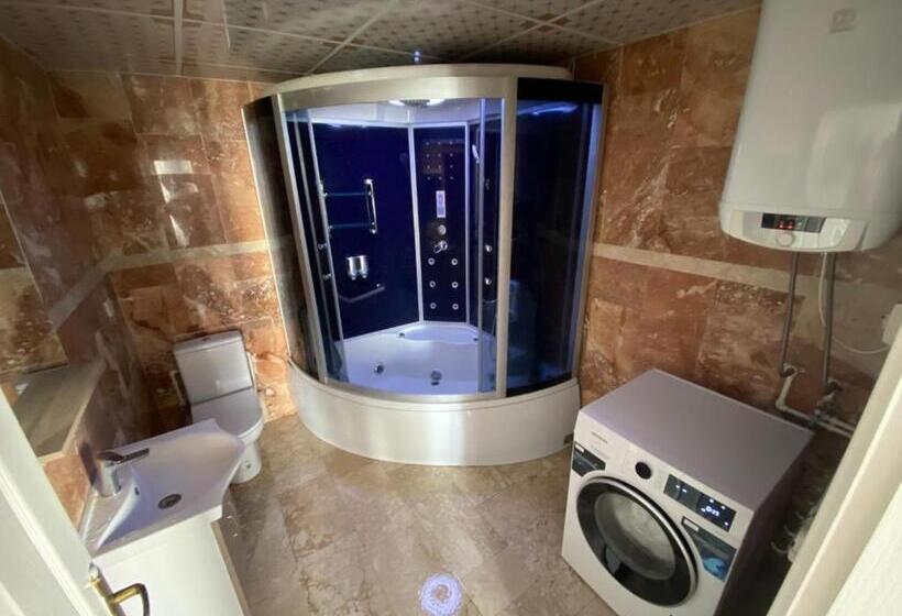 آپارتمان 1 خوابه, Pomruj Suites