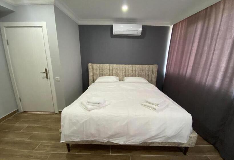 آپارتمان 1 خوابه, Pomruj Suites