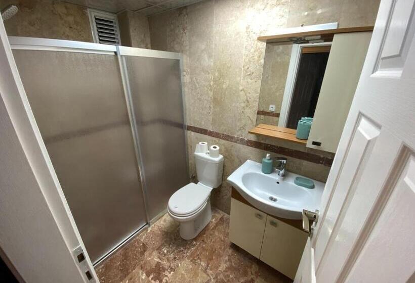 آپارتمان 1 خوابه, Pomruj Suites