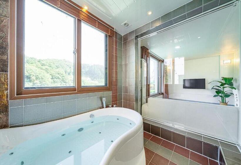 豪华房间, Die Pause Pool Villa Pension