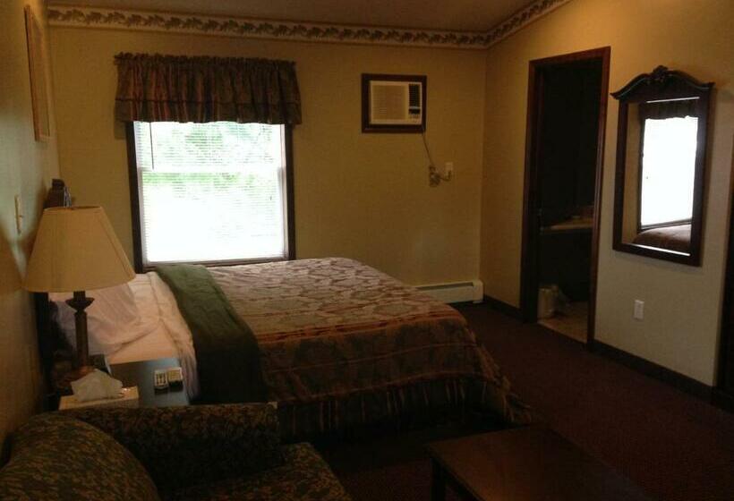 キングサイズベッドのスタンダードルーム, Fred's Inn Restaurant & Lodging