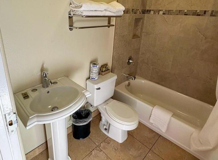 Family Suite, Sunset Motel