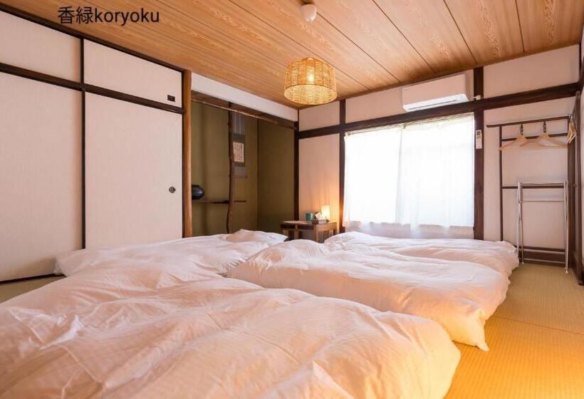 Четырехместный Номер Стандарт, 深山邸miyama Tei