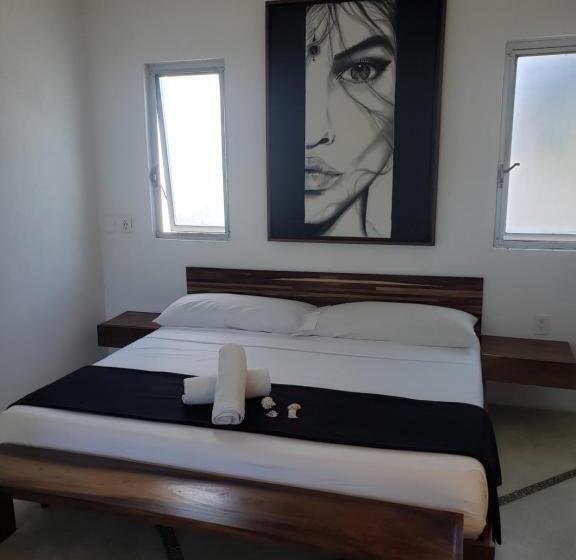 استودیوی سوپریور, Casa Candra