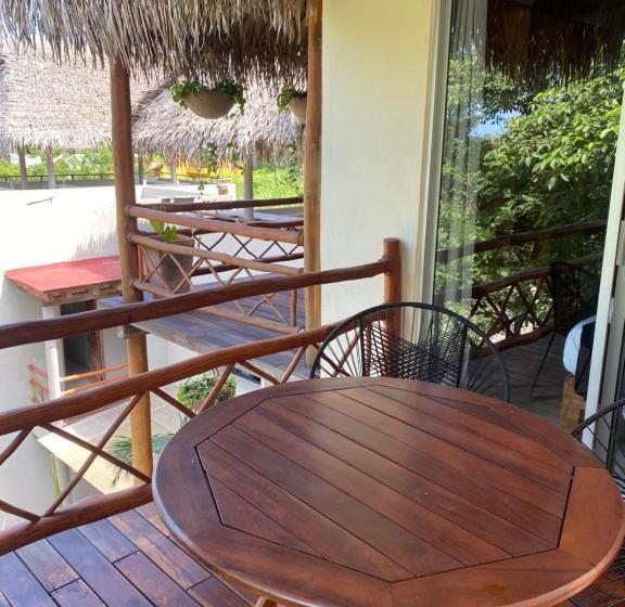 استودیو استاندارد با بالکن, Casa Candra