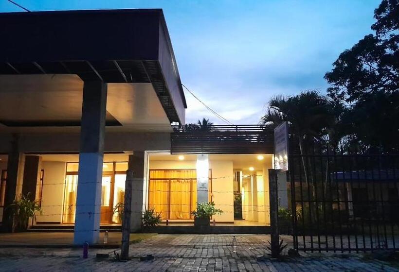 Номер Стандарт, Lanka Inn