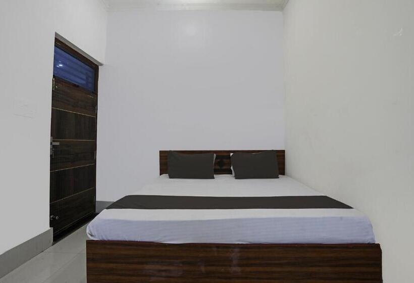 Трехместный Номер Классика, Spot On Royal Stay Residency