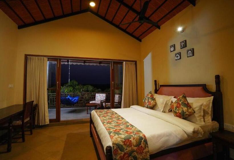 带阳台套房, The Vanveda Resort By Nirvana