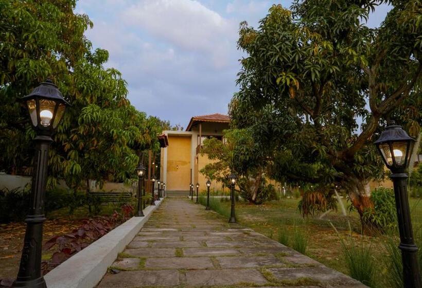 套房配有游泳池, The Vanveda Resort By Nirvana