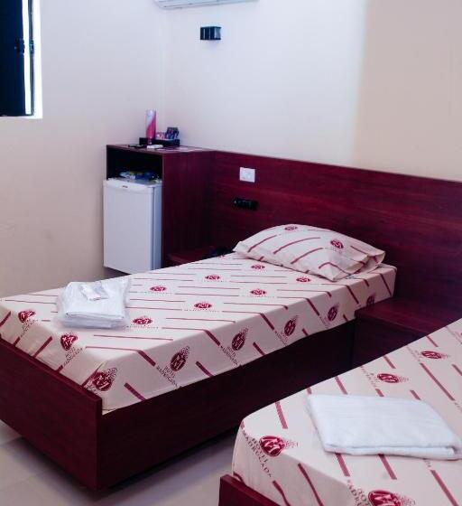 Номер Стандарт, E Motel Madrugada