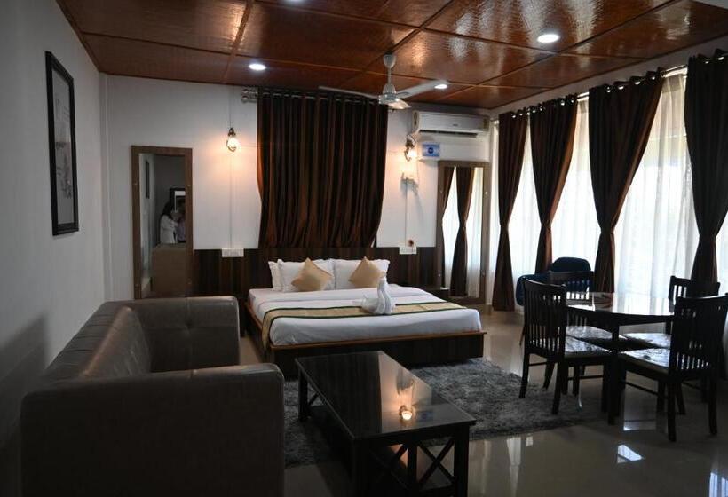 带大床的套房, Green Gold Resort