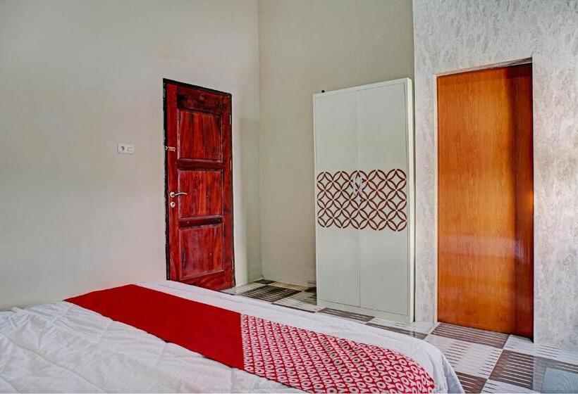Номер Deluxe, Oyo 93190 Sartika Gh Syariah