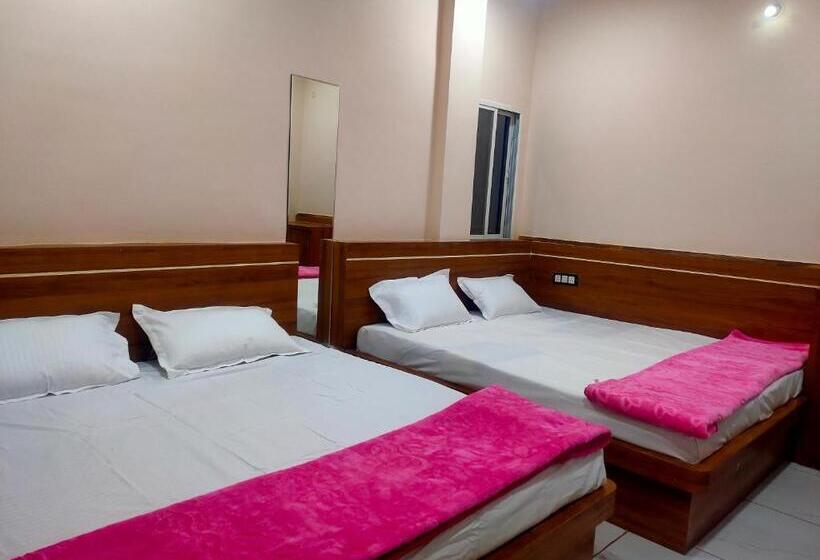 Семейный Номер Deluxe, Fabhotel Somnath