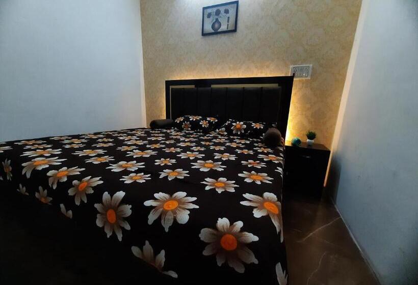 اتاق استاندارد, Ludhiana Hotel Rooms