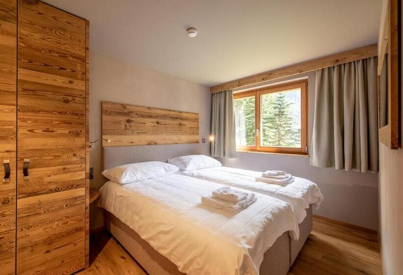 Апартаменты 1 Спальня, Swisspeak Resorts Zinal