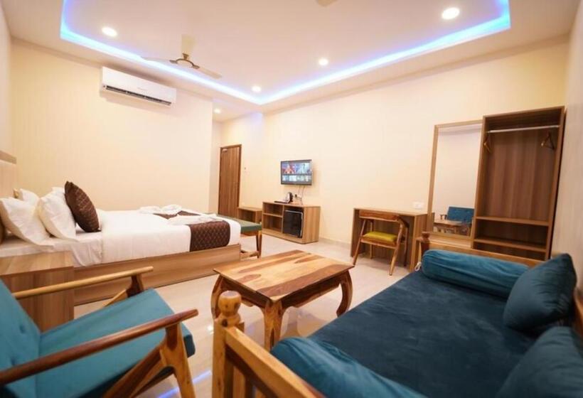 Номер Deluxe, Saffron Inn, Bhiwara