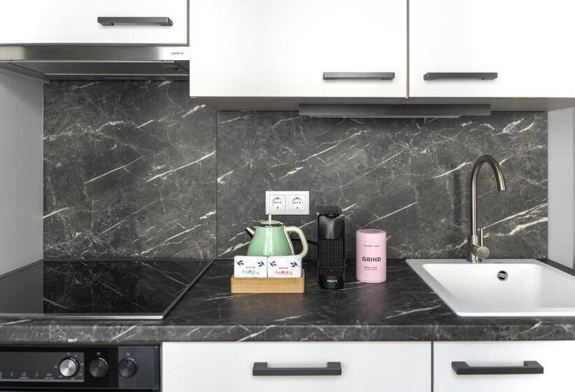 آپارتمان 1 خوابه با تراس, Numa I Terra Apartments