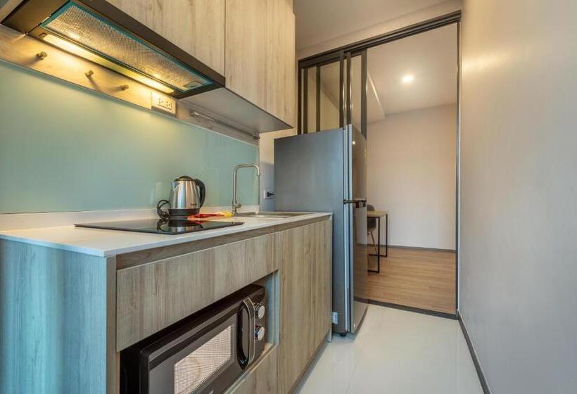 Трехместный Номер Deluxe, Salaya One Hotel & Service Apartment